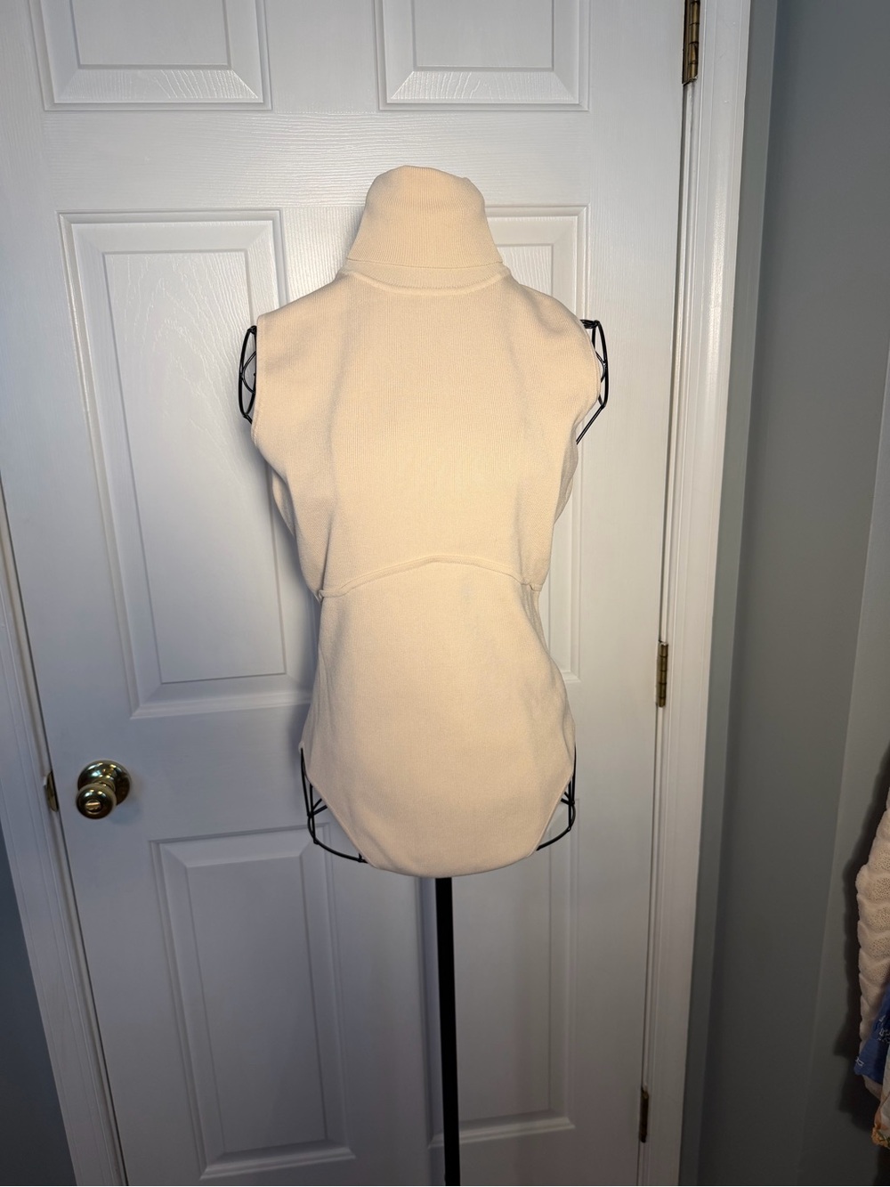 Zara Cream Sleeveless Turtleneck Sweater Vest
